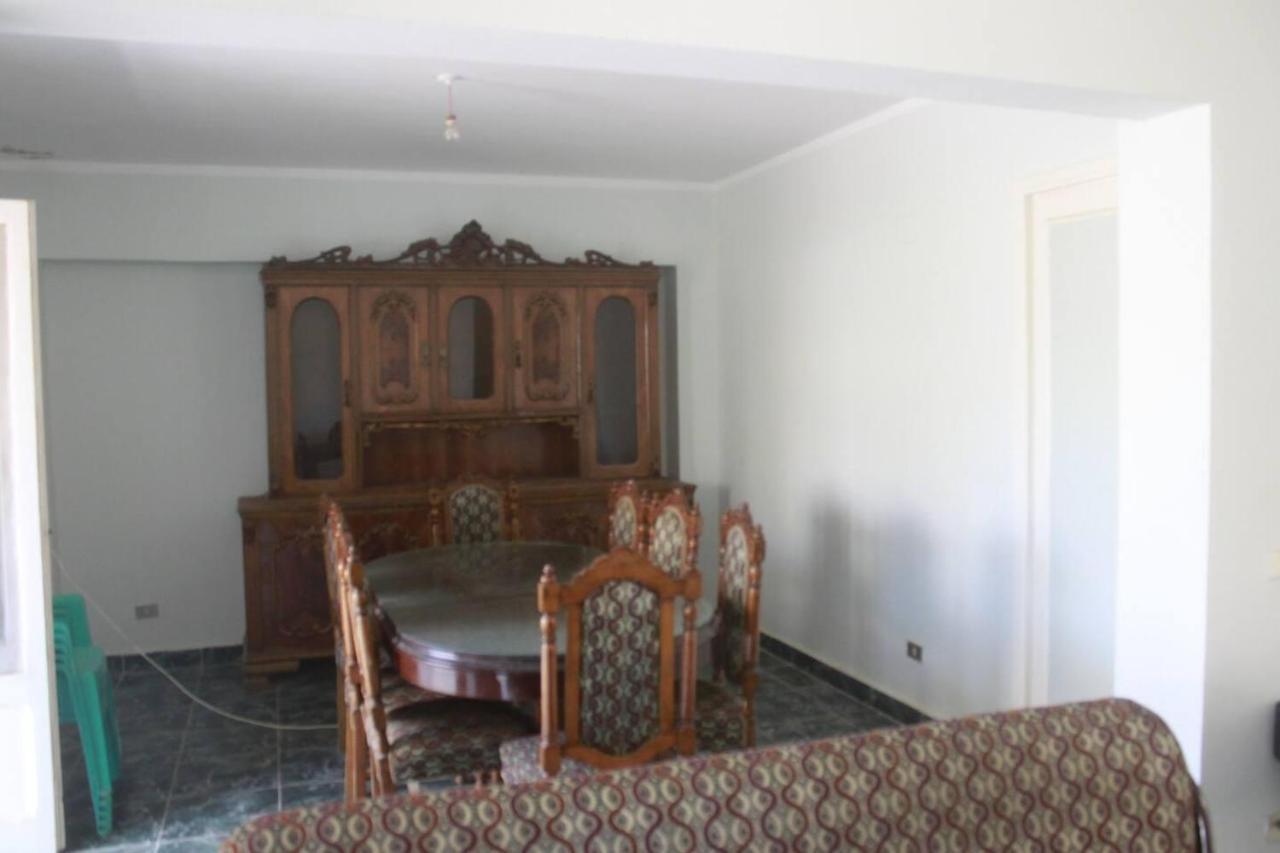 Spacious 5-Bed House In Alamein With Large Garden Majid Abu Zayd エクステリア 写真